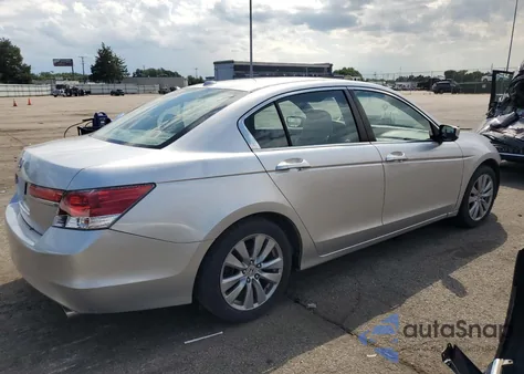 2011 Honda Accord Exl from USA, damaged, VIN 1HGCP2F81BA112192